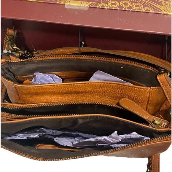 🆕 VILENCA Holland Natalia Crossbody Purse Clutch Cognac Triple Compartment NIB - Picture 9 of 14
